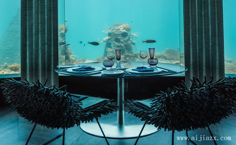 藍色格調(diào)的海洋主題餐館雙人臺裝修效果圖